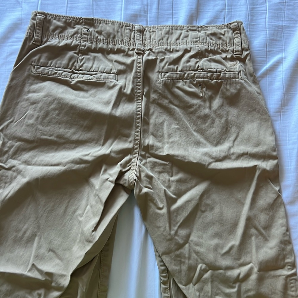 Nice pair of Original Straight American Eagle Khakis 29Wx32L